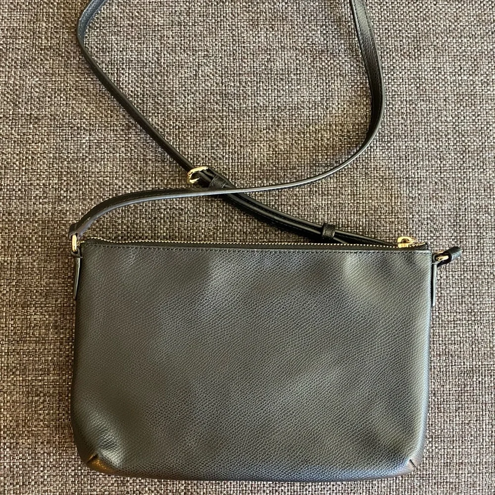 EUC Coach Crossgrain Leather Bag & Pouch F529881 East West Pop Crossbody